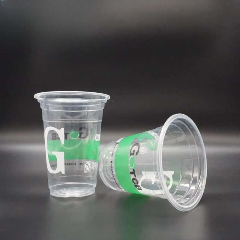 Gobelet jetable en plastique 100 ml avec couvercle en forme de dôme