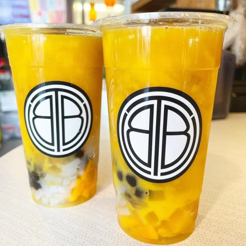 Gobelets en plastique jetables transparents en PET avec couvercles plats, logo imprimé personnalisé, vente à chaud, 16 oz, 20 oz et 24 oz