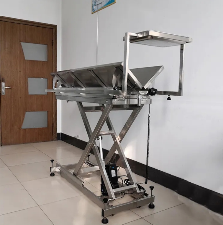 Veterinary Surgical Table