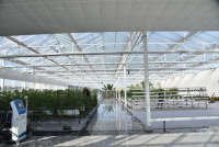 自動制御ポリカーボネート温室