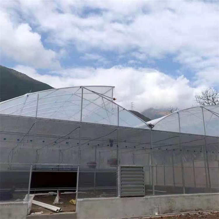 Serre agricole sans électricité