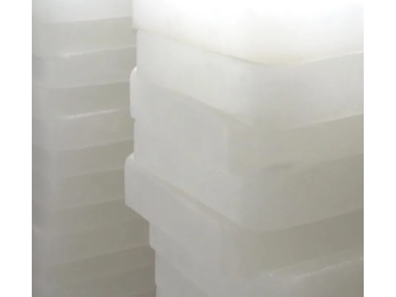 Why Do China Paraffin Wax 5860 Candles Burn Smokeless?