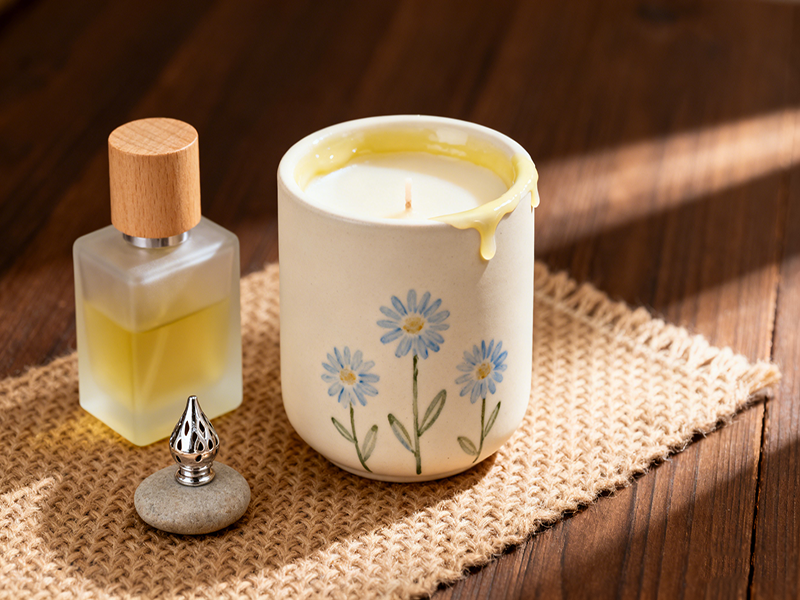 Why Do Fully Refined Paraffin Candles Make a Room Smell Wonderful Faster?