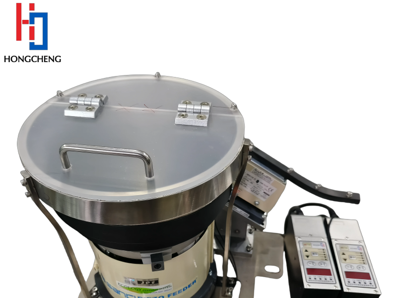 Süt Şişesi Montajlı Kase Besleyicinin Avantajları Nelerdir?