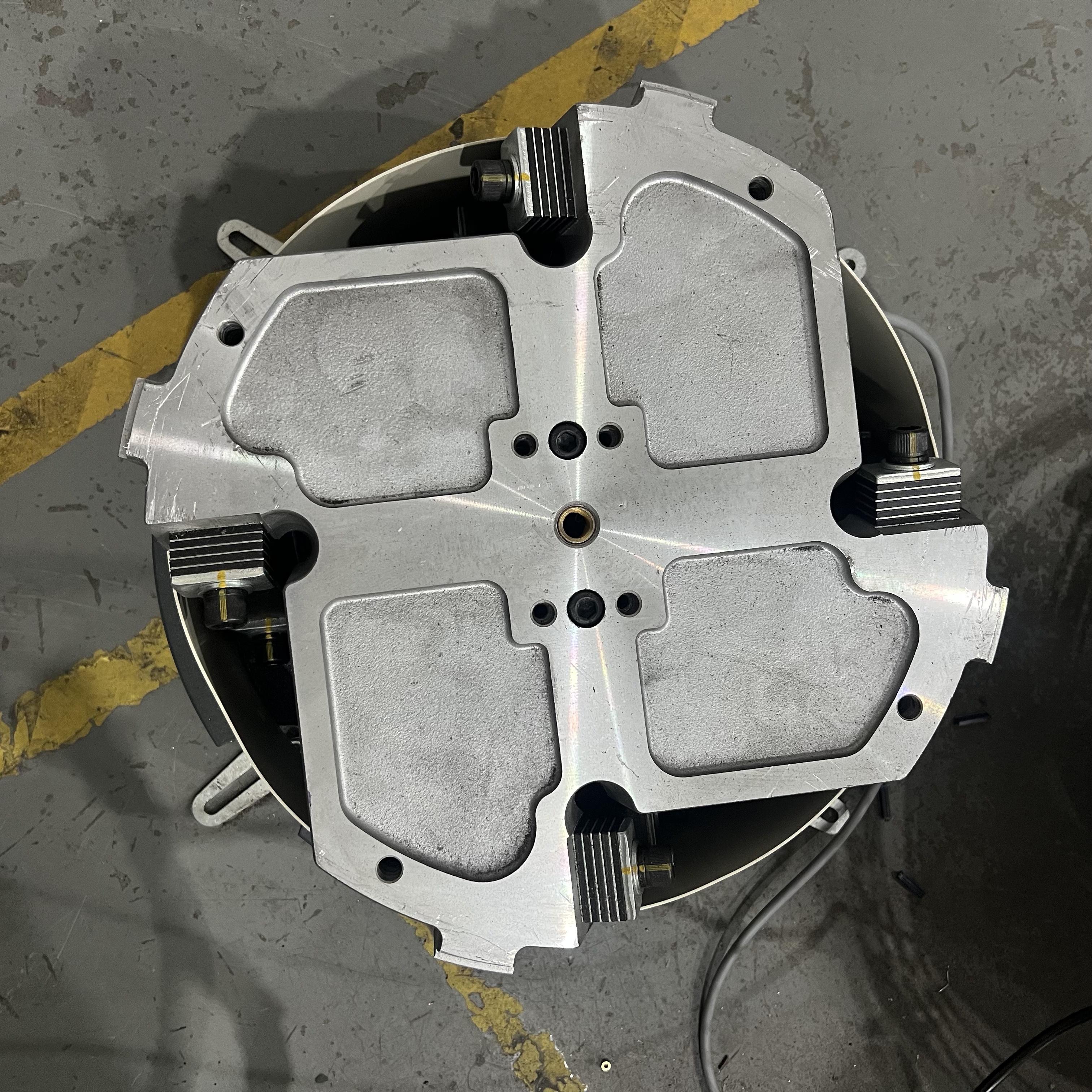 automatic parts feeding system