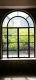 Gewölbte Stahlfenster Schwarz