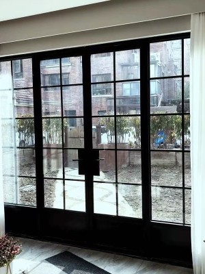 Burglar-proof steel casement