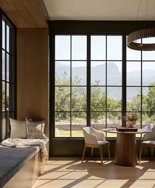 Custom Wrought Iron Windows​