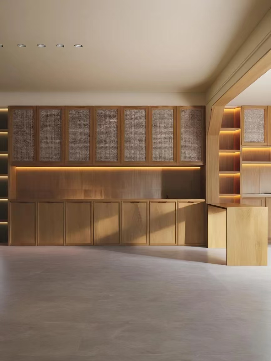 Solid Wood And Lacquered Cabinet Doors With Metal Frames