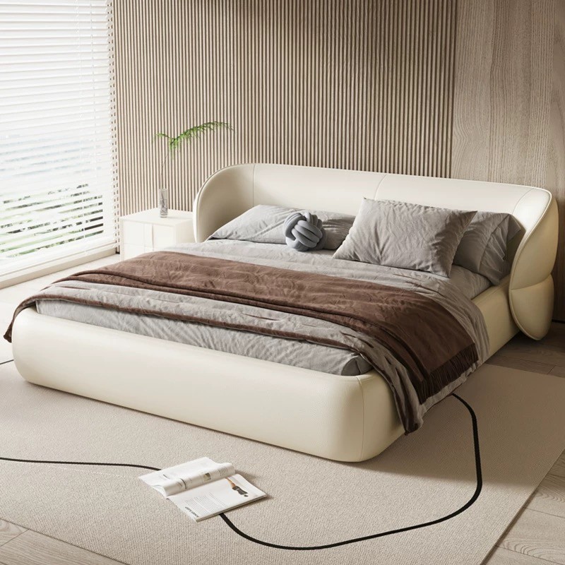 Italian minimalist soft bed