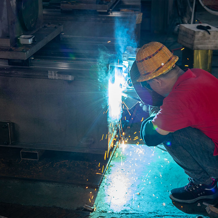 welding shop-4
