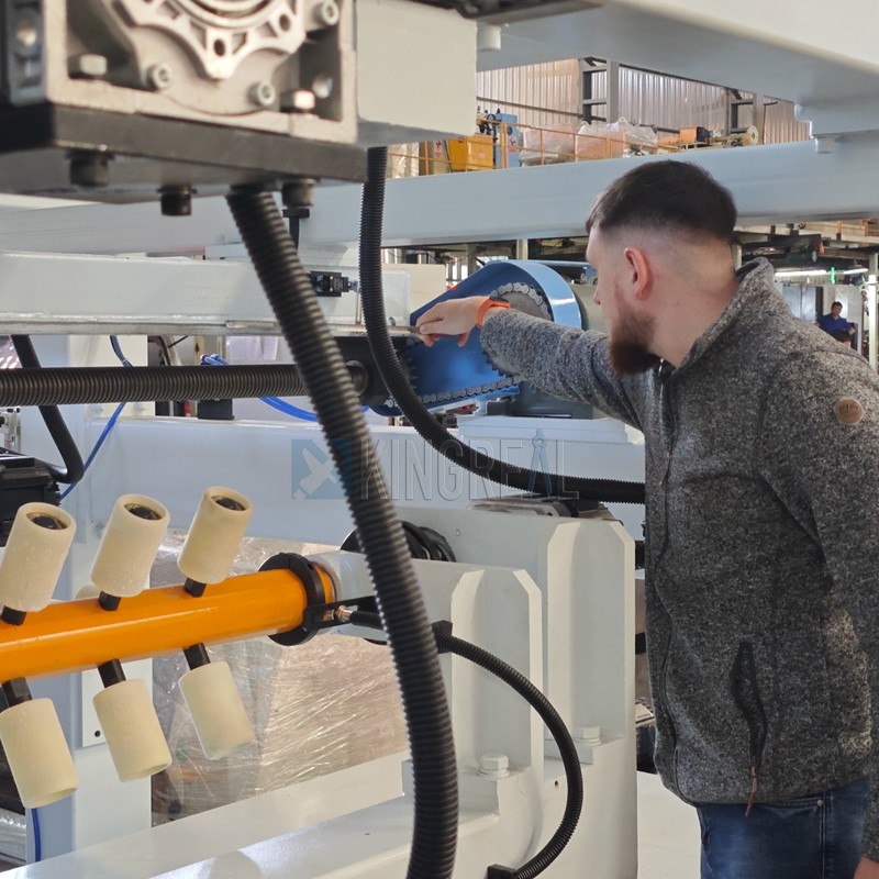 metal cut to length machine