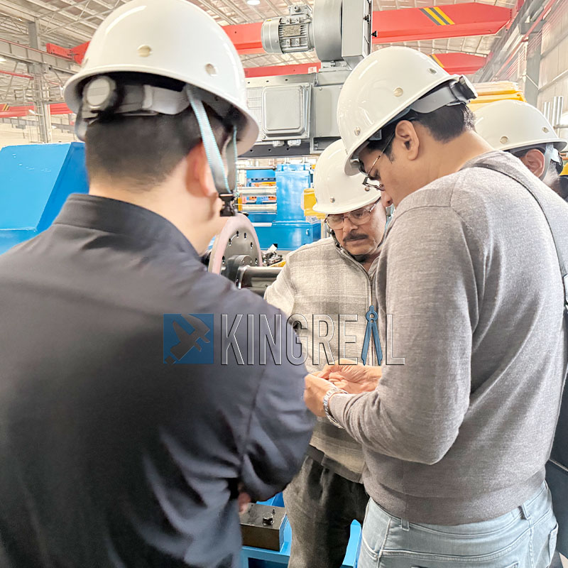 metal cut to length machine