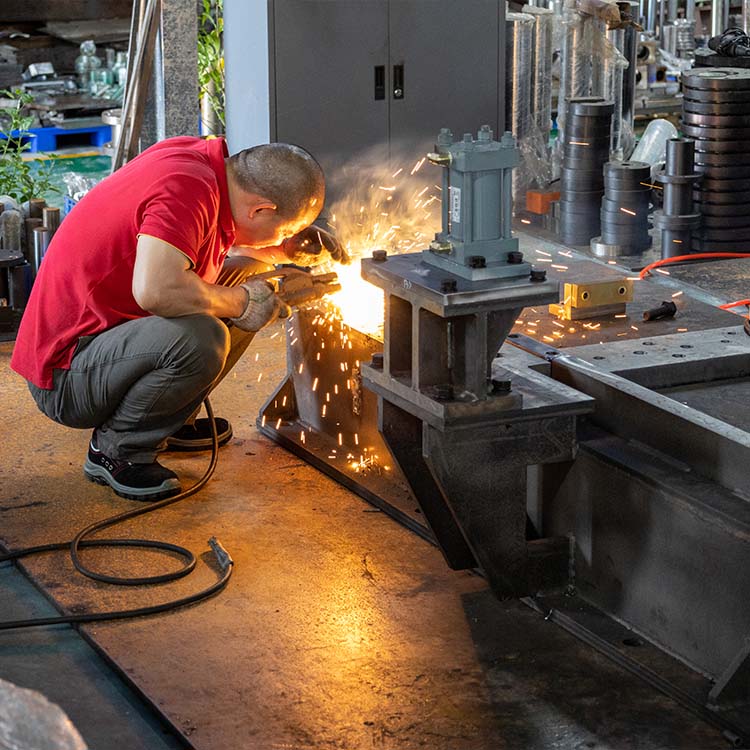 CRGO slitting machine
