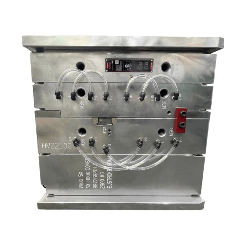 Serija kalupov za avtomobilske vlečne kljuke