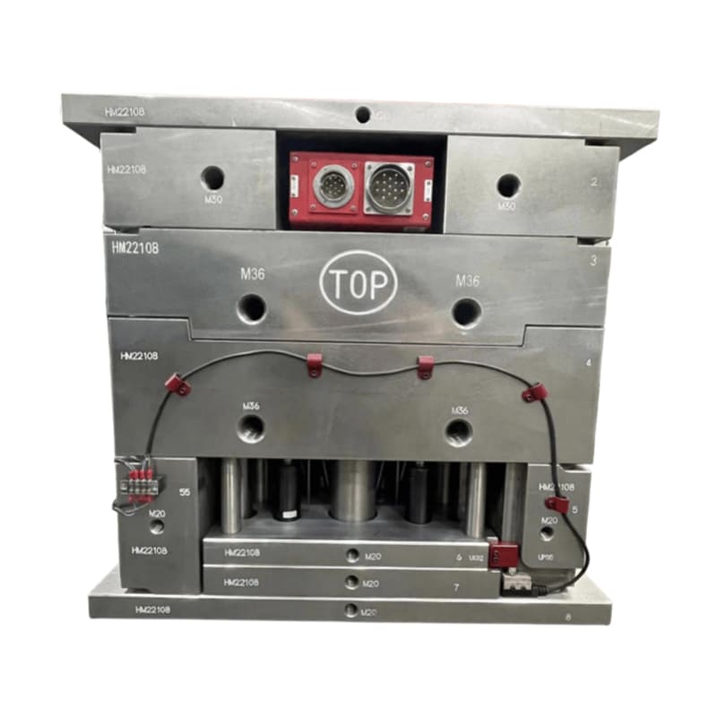 Serija kalupov za avtomobilske vlečne kljuke