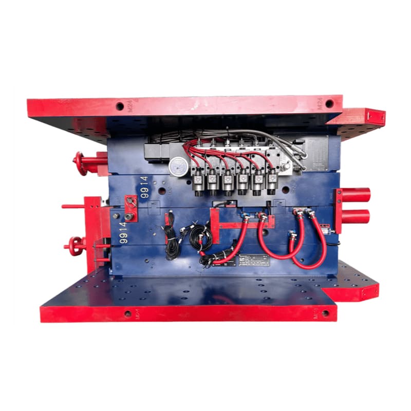 Kalup za avtomobilske zvočnike