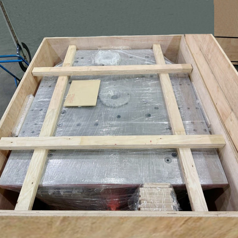 Kalup za podporo okvirja avtomobilske armaturne plošče