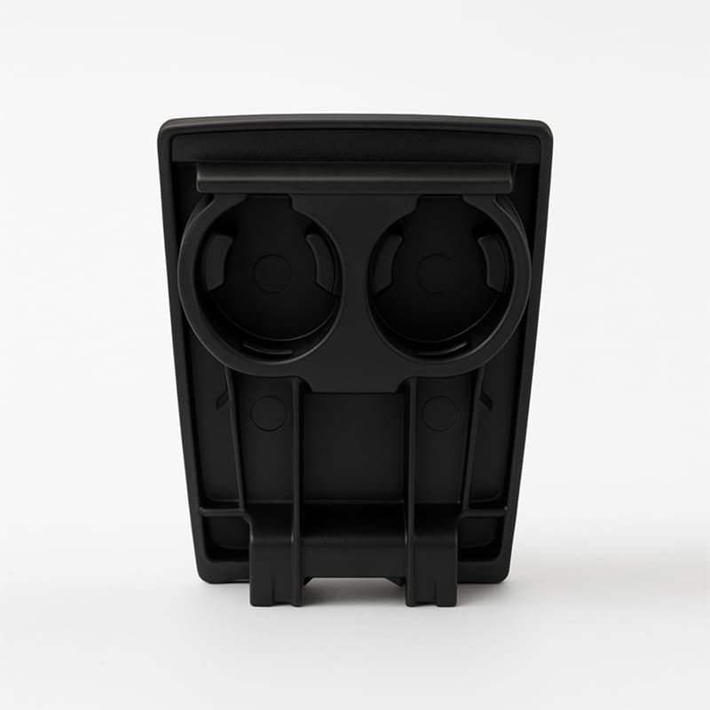 Kalup za brizganje avtomobilskih držalov za skodelice