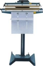 Pedal sealing machine