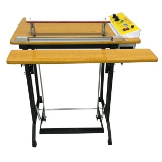 Pedal sealing machine