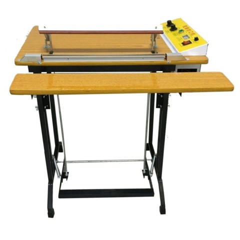 Pedal sealing machine