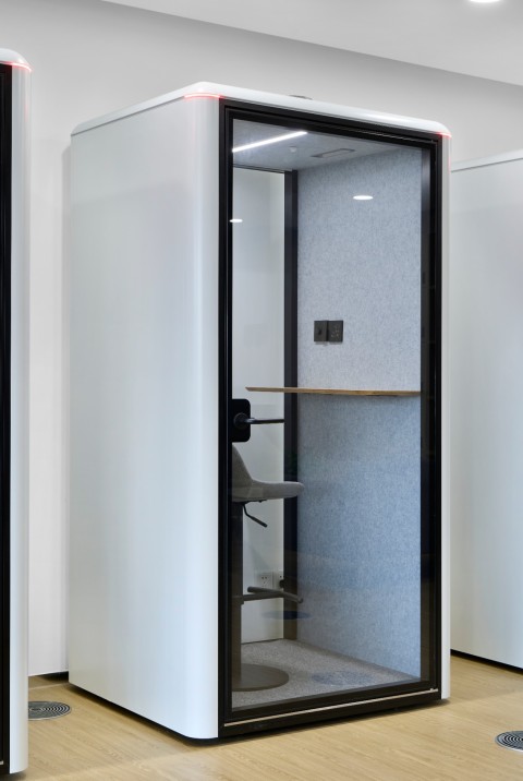 Single Person Soundproof Booth | Office Phone Pod