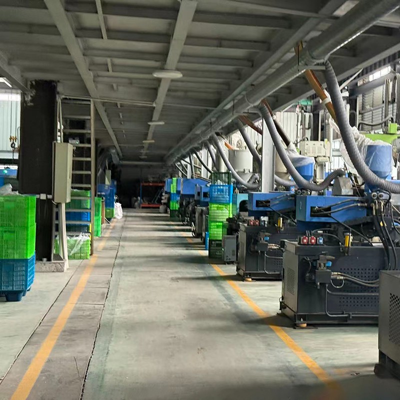 injection molding machines.jpg