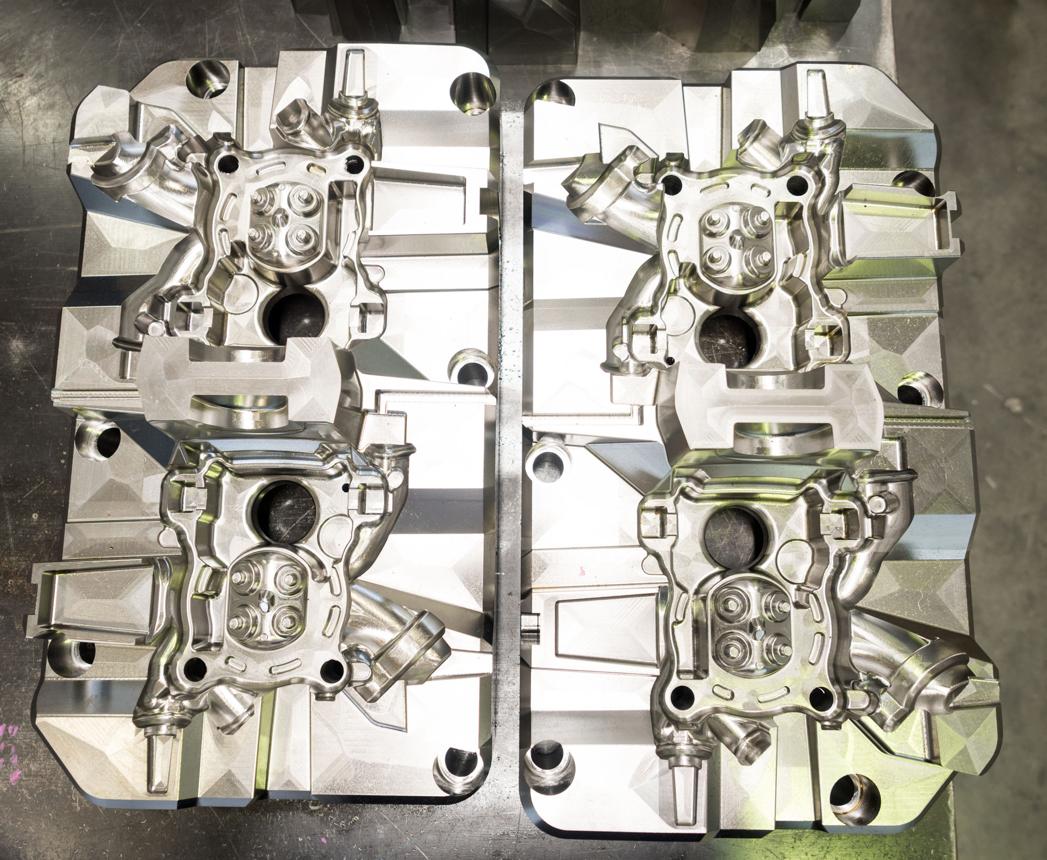 Stampaggio a iniezione per coperture di irrigatori in plastica personalizzate