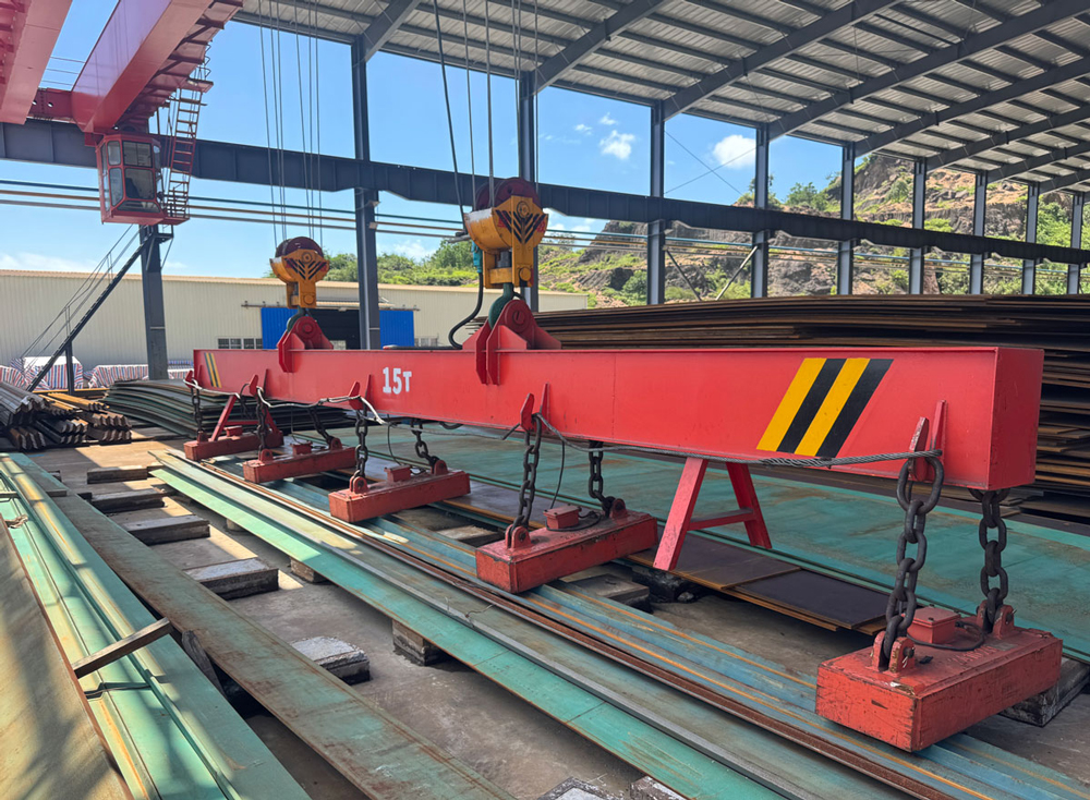 QA Double Girder Overhead Crane With Electromagnetic Hook