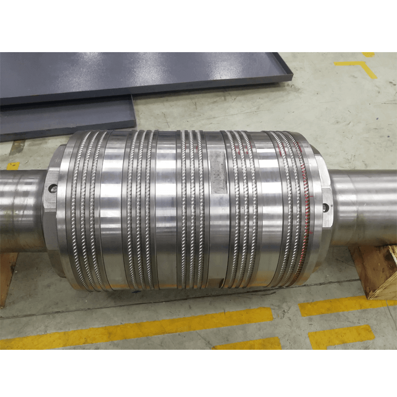 Hard alloy composite roller ring: in the precision rolling process