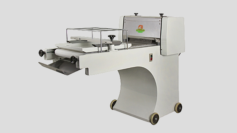 N-307 BAGUETTE MOULDER