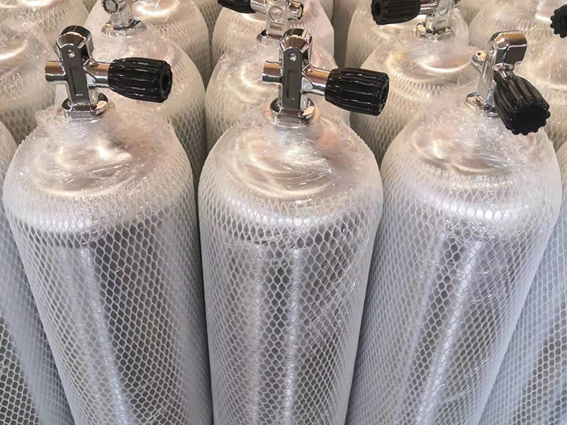 diving gas tank