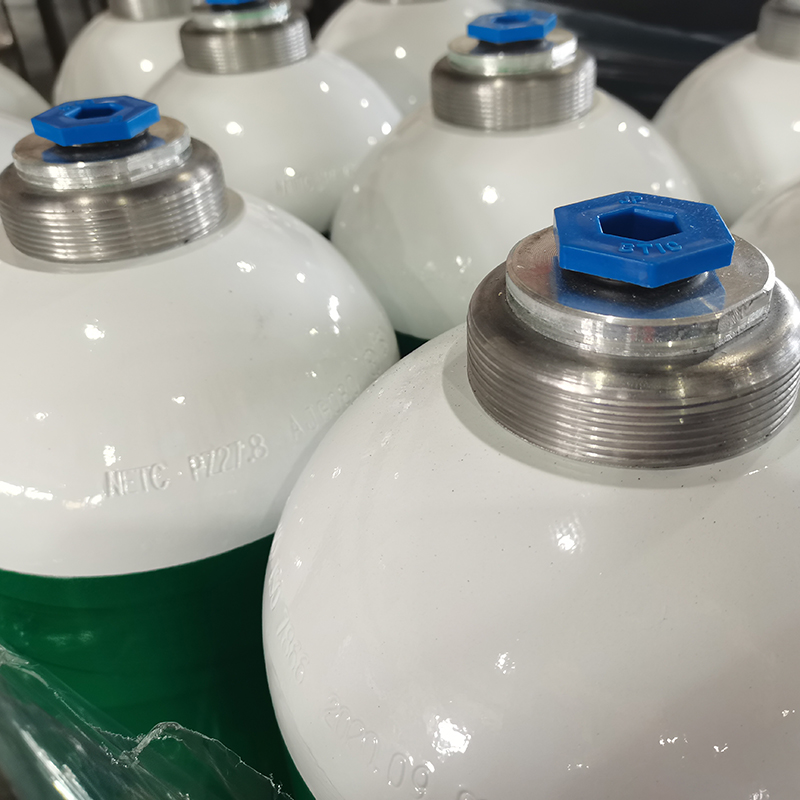 Small Medical Aluminum O2 Cylinder Small Medical Aluminum O2 Cylinder