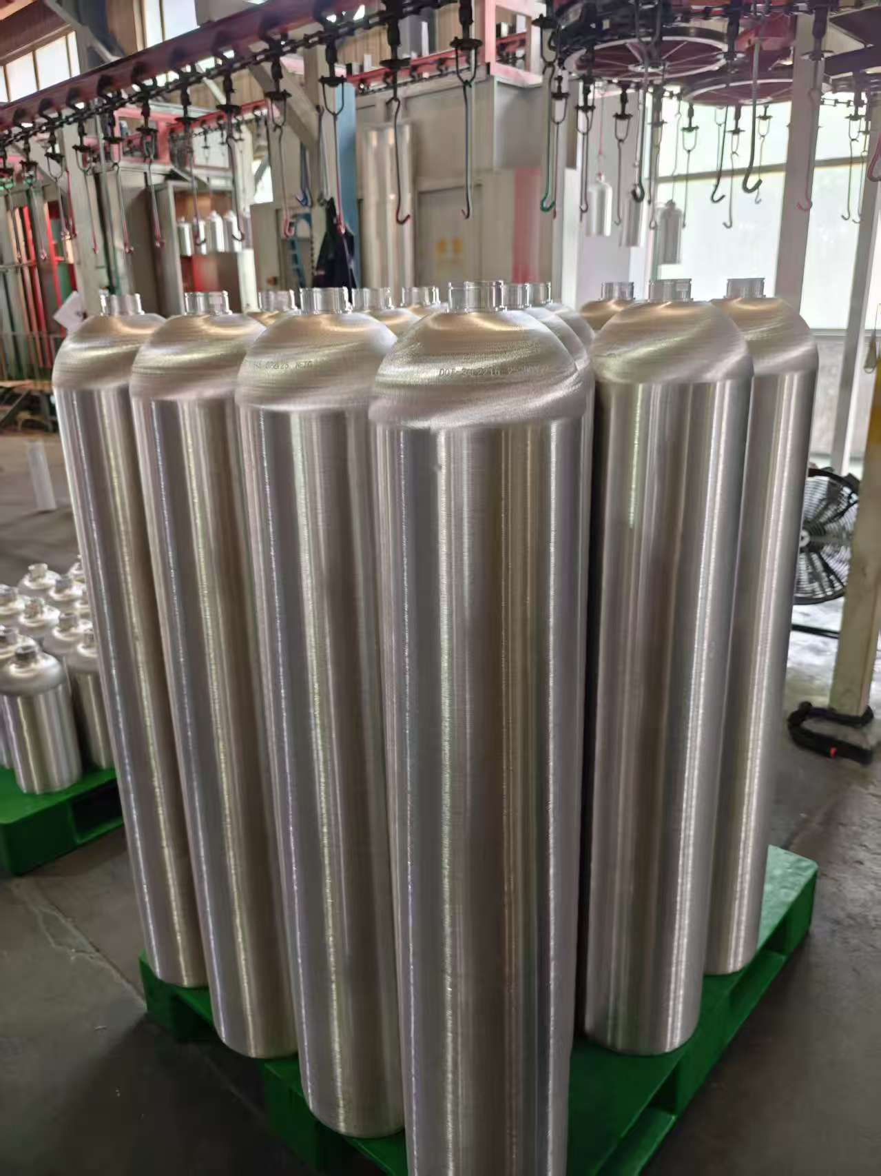 high-pressure aluminum cylinder