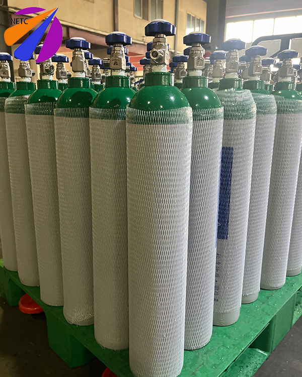 Переносные медицинские баллоны объемом 8 л из алюминия