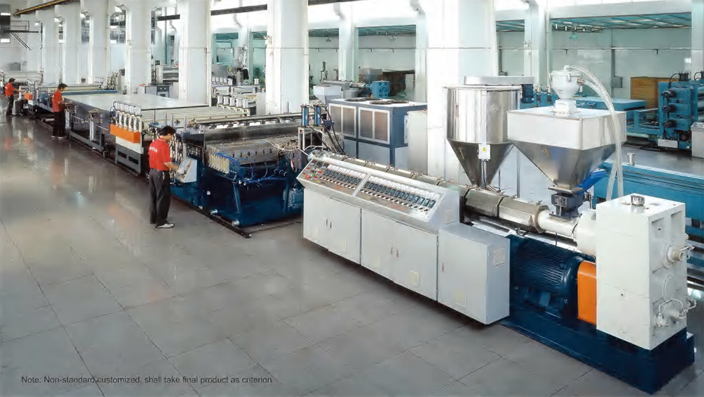 PE hollow sheet extrusion machine