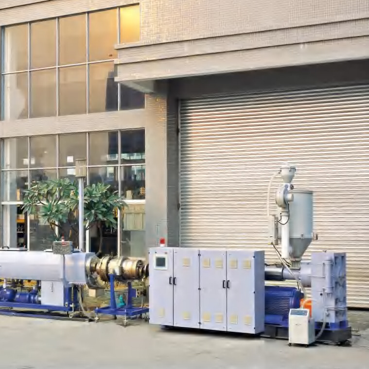 Large Caliber PE Water Pipe Extrusion Line
