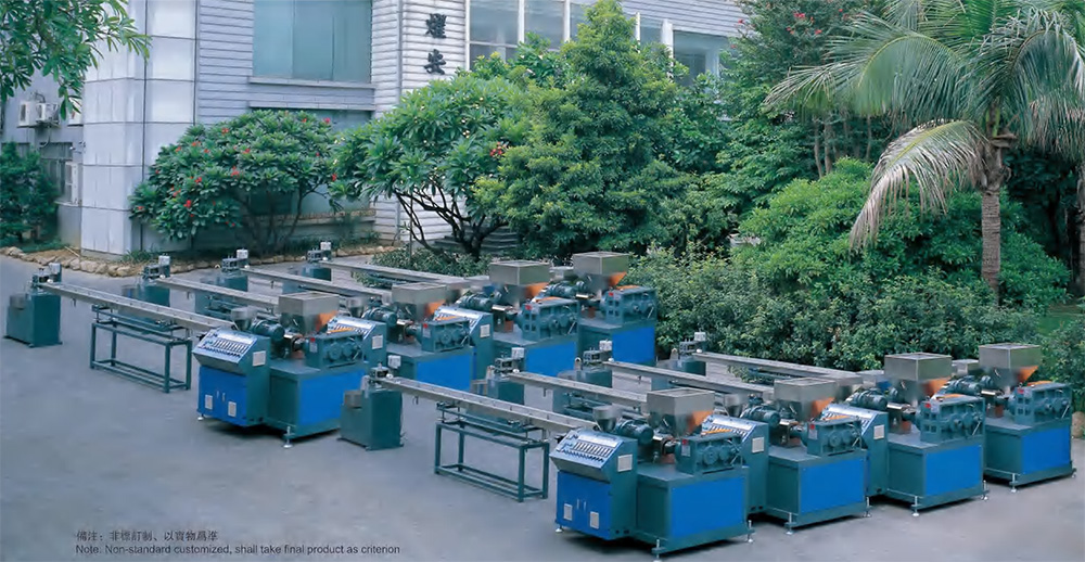 Plastic rattan extrusion equipment