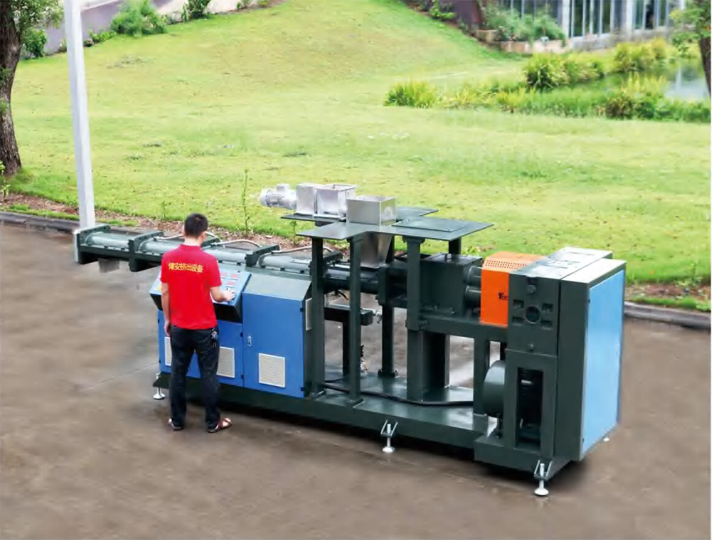 Parallel twin-screw extrusion equipment