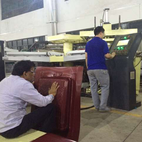 Fully Automatic Thermoforming Machine For Case And Bags