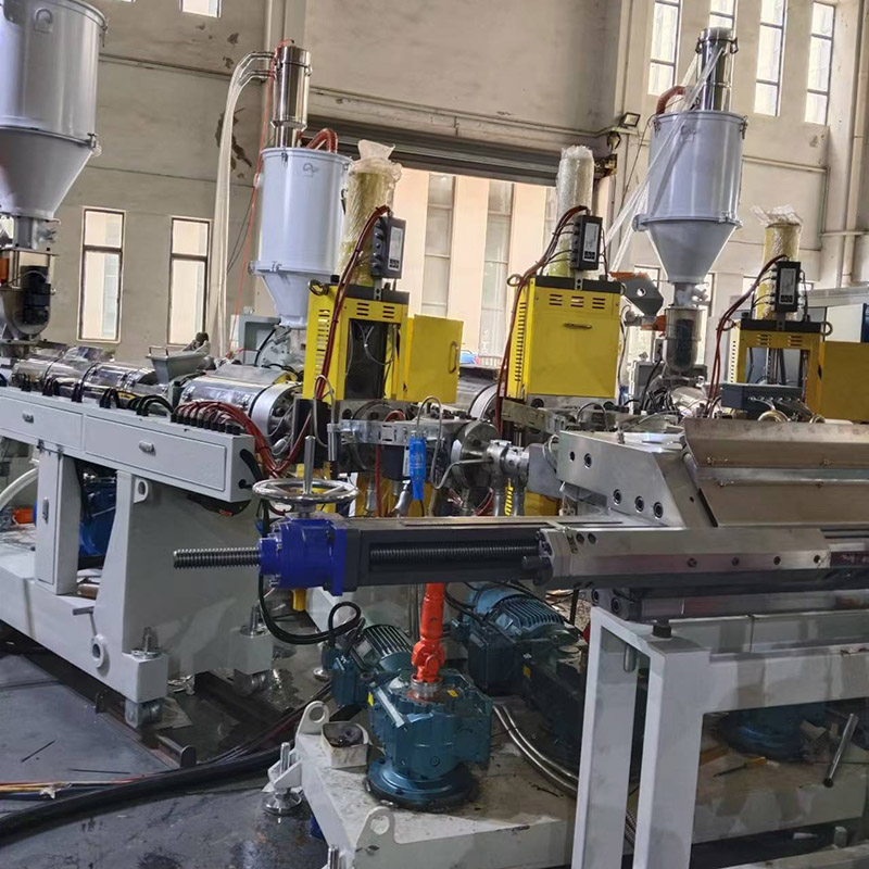 Plastic Sheet Extrusion Machine