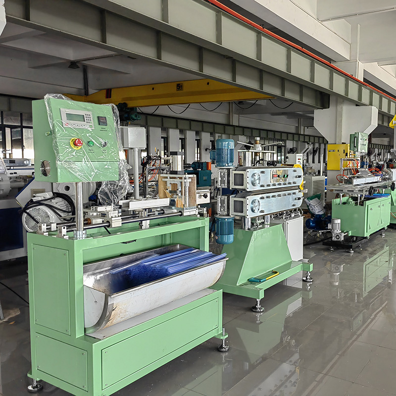 IC pipe extrusion line