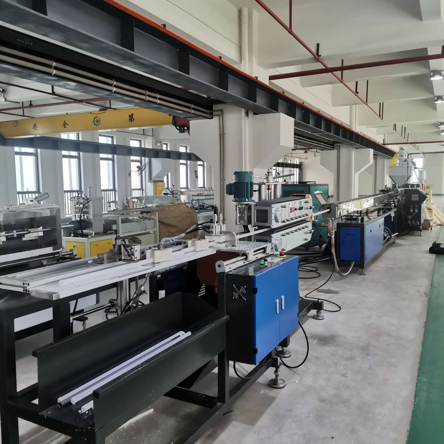 PP spray dip pipe extrusion machine