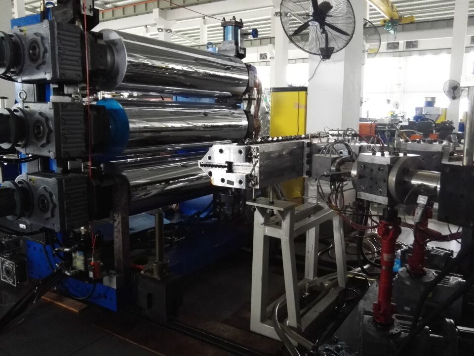 3 layer PP corruaged roof tile sheet machine