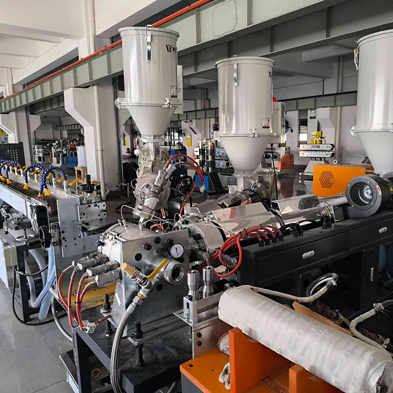 metal pipe 3 layer PVC coating extrusion machine