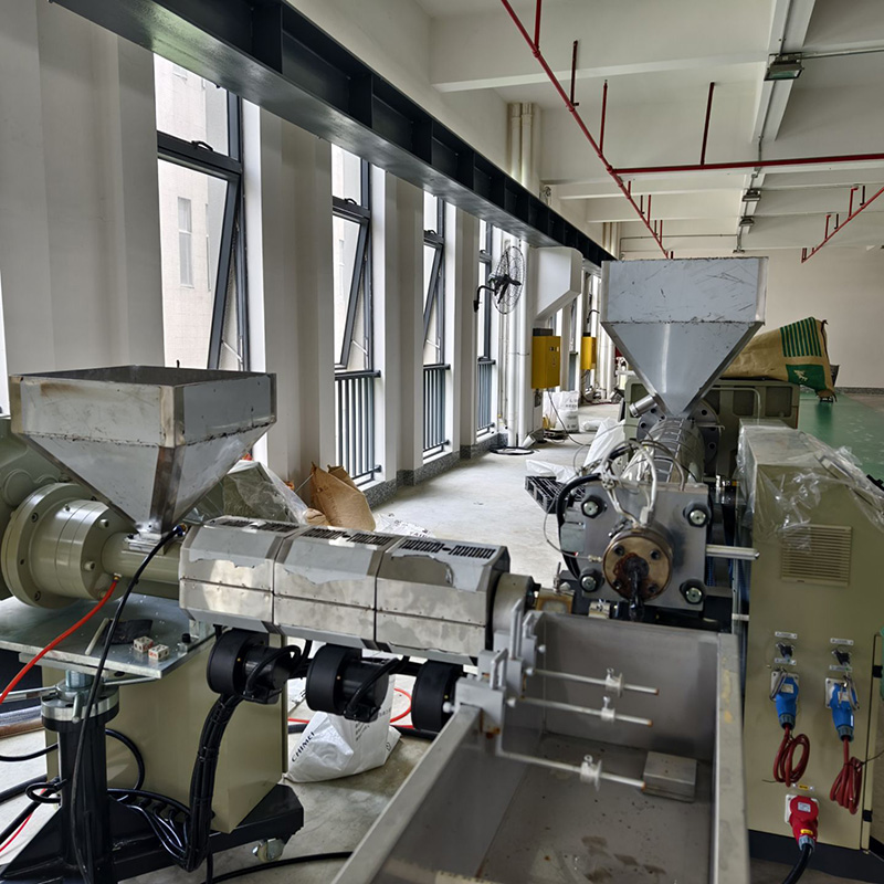 Pool Vacuum Hose extrusion machine