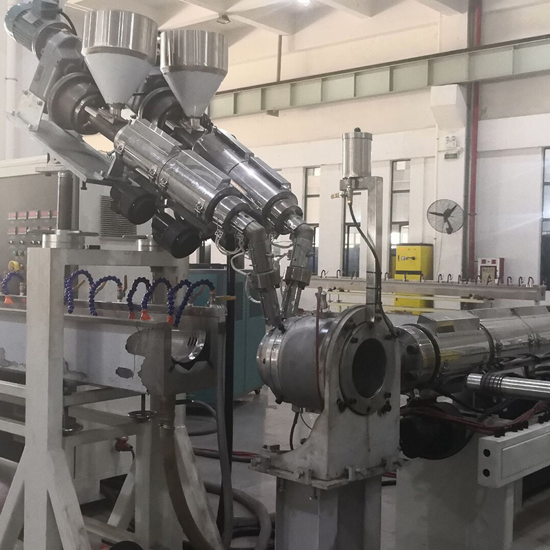 Steel spring reinforced PVC hose extrusion machine