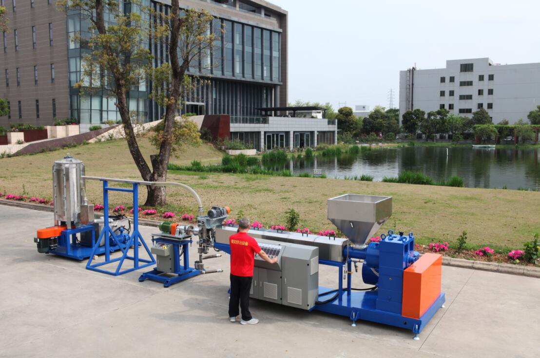 Hot melt EVA glue underwater granule extrusion line
