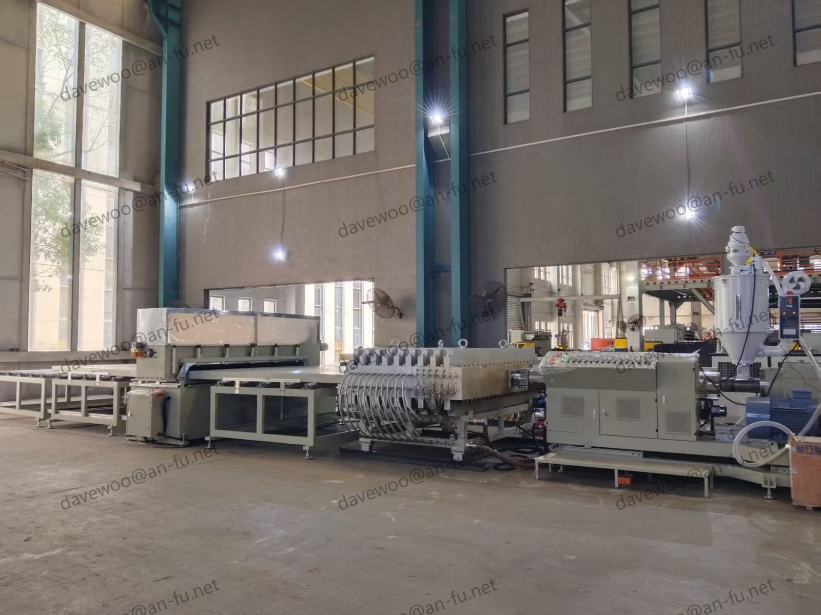 plastic solid board extrusion machine